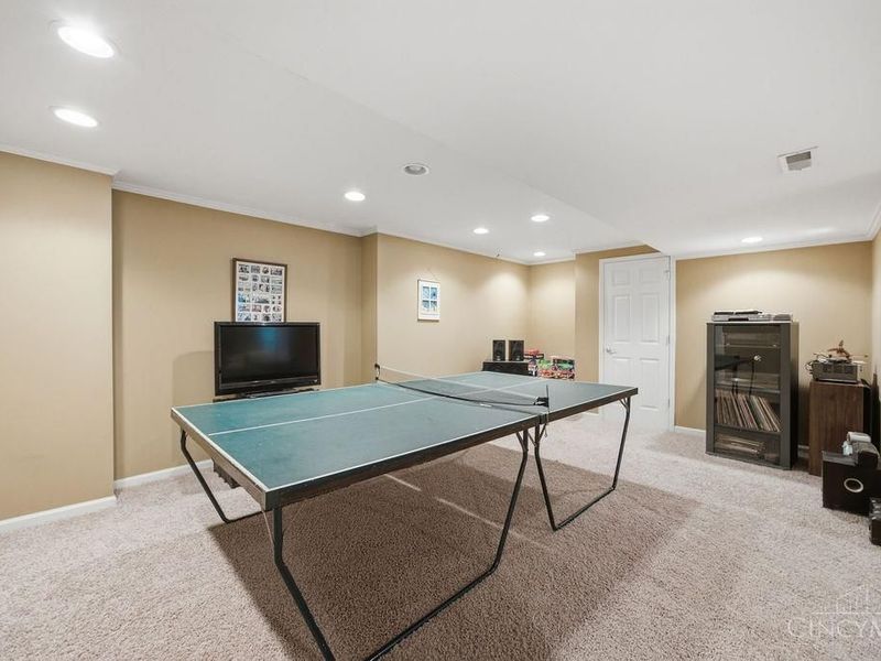 6028 Pond View Court, Green Township, OH 45247 Photo 39
