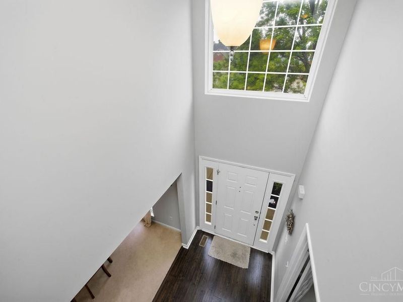 6028 Pond View Court, Green Township, OH 45247 Photo 6