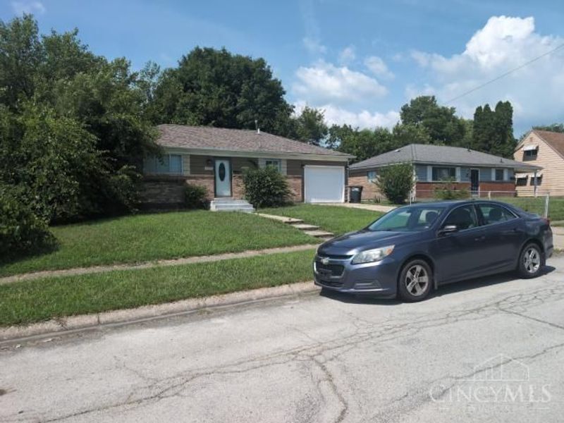 5013 Fortman Drive, Jefferson Township, OH 45417 Photo 3