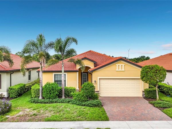 10185 COLUBRINA DRIVE , VENICE, FL 34293