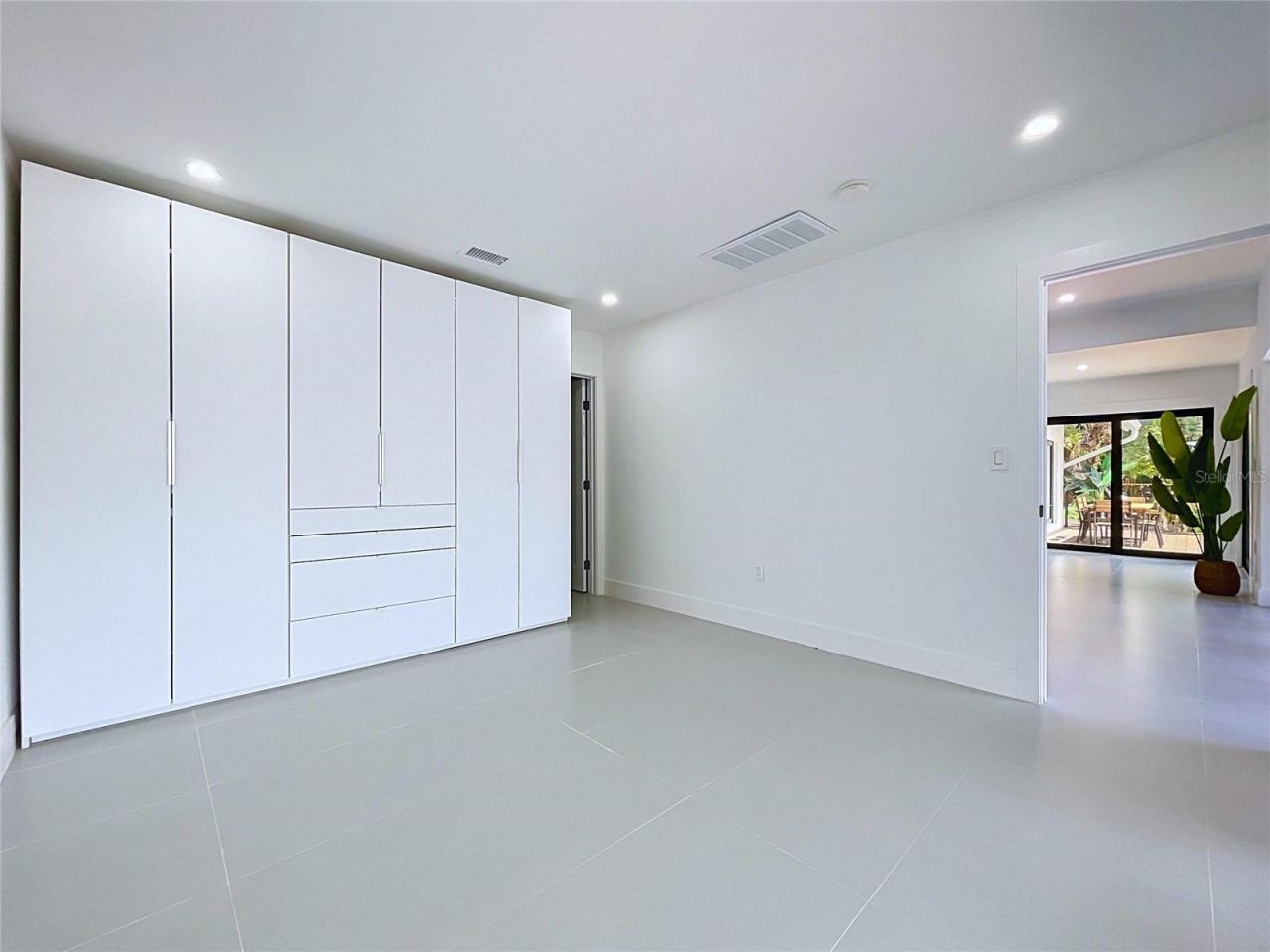 807 2nd Avenue S, Tierra Verde, FL 33715 Photo
