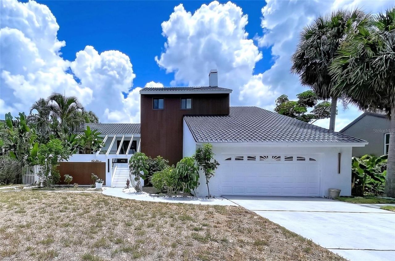 807 2nd Avenue S, Tierra Verde, FL 33715 Photo