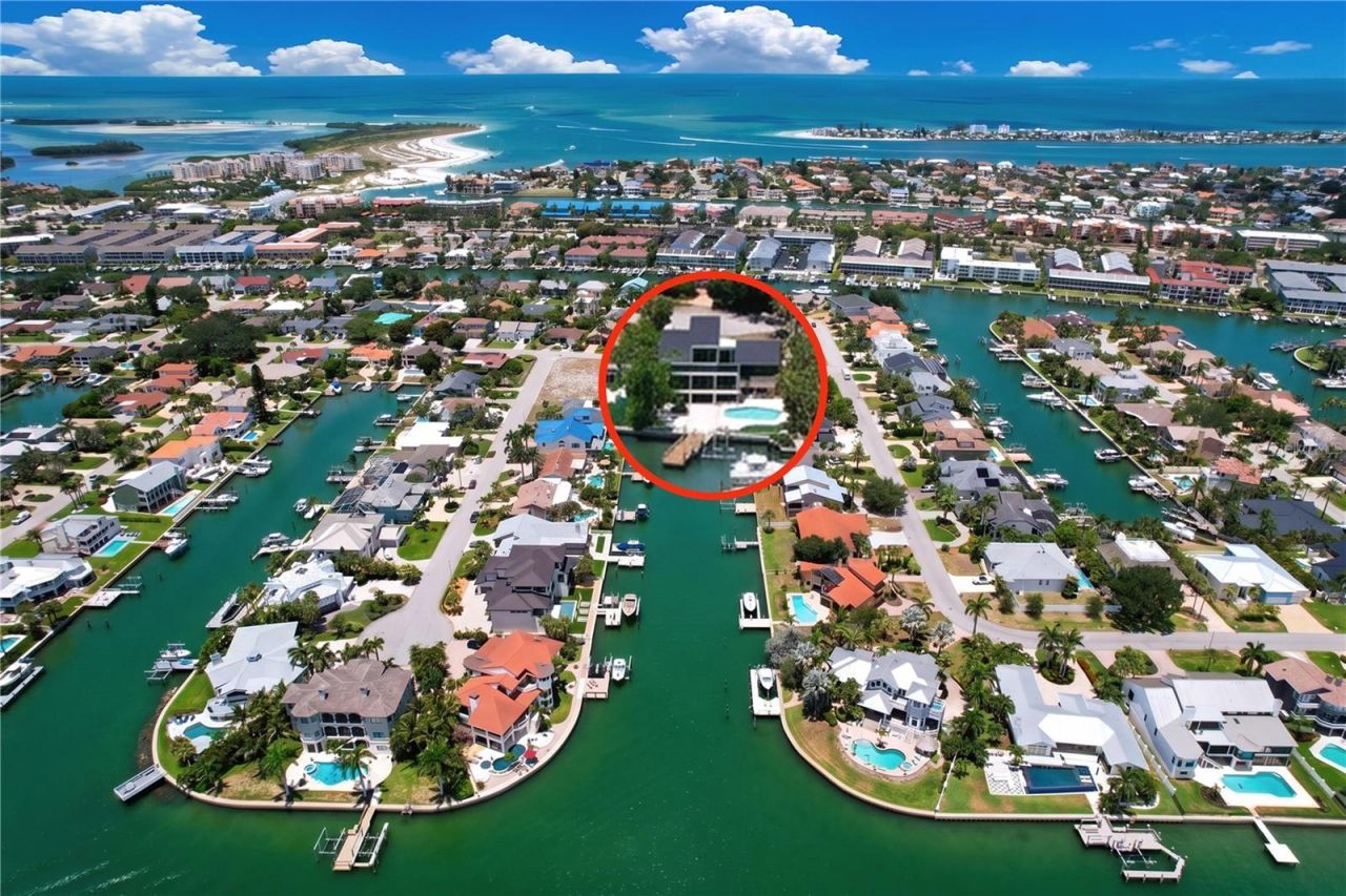 807 2nd Avenue S, Tierra Verde, FL 33715 Photo