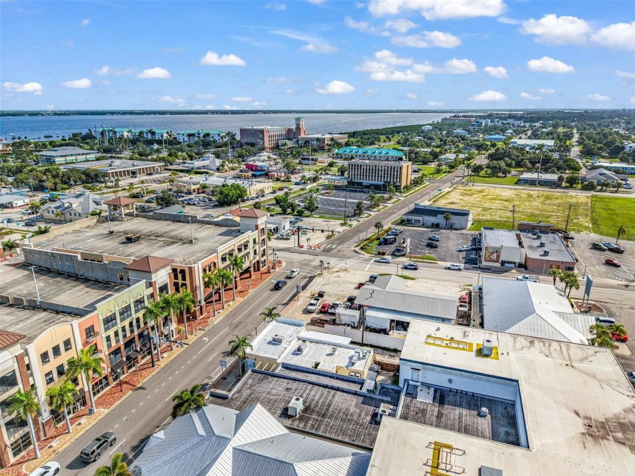 111 W Olympia Avenue, Punta Gorda, FL 33950 Photo