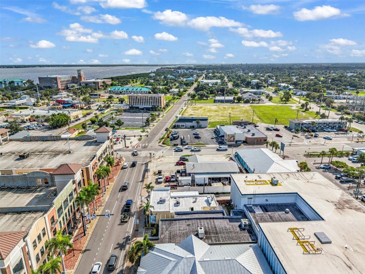 111 W Olympia Avenue, Punta Gorda, FL 33950 Photo