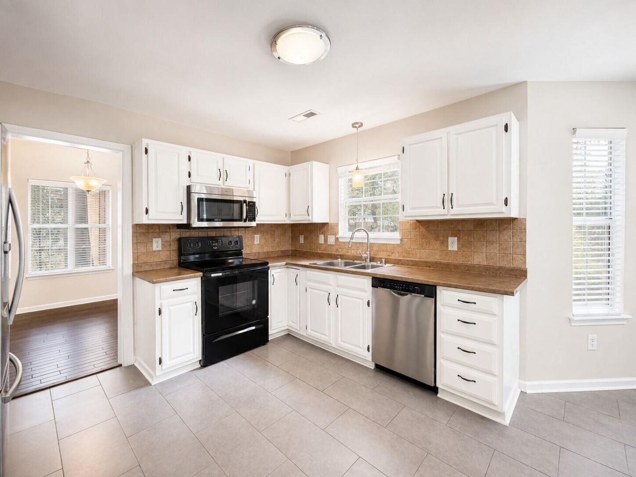 237 Smithfield Avenue Photo 11
