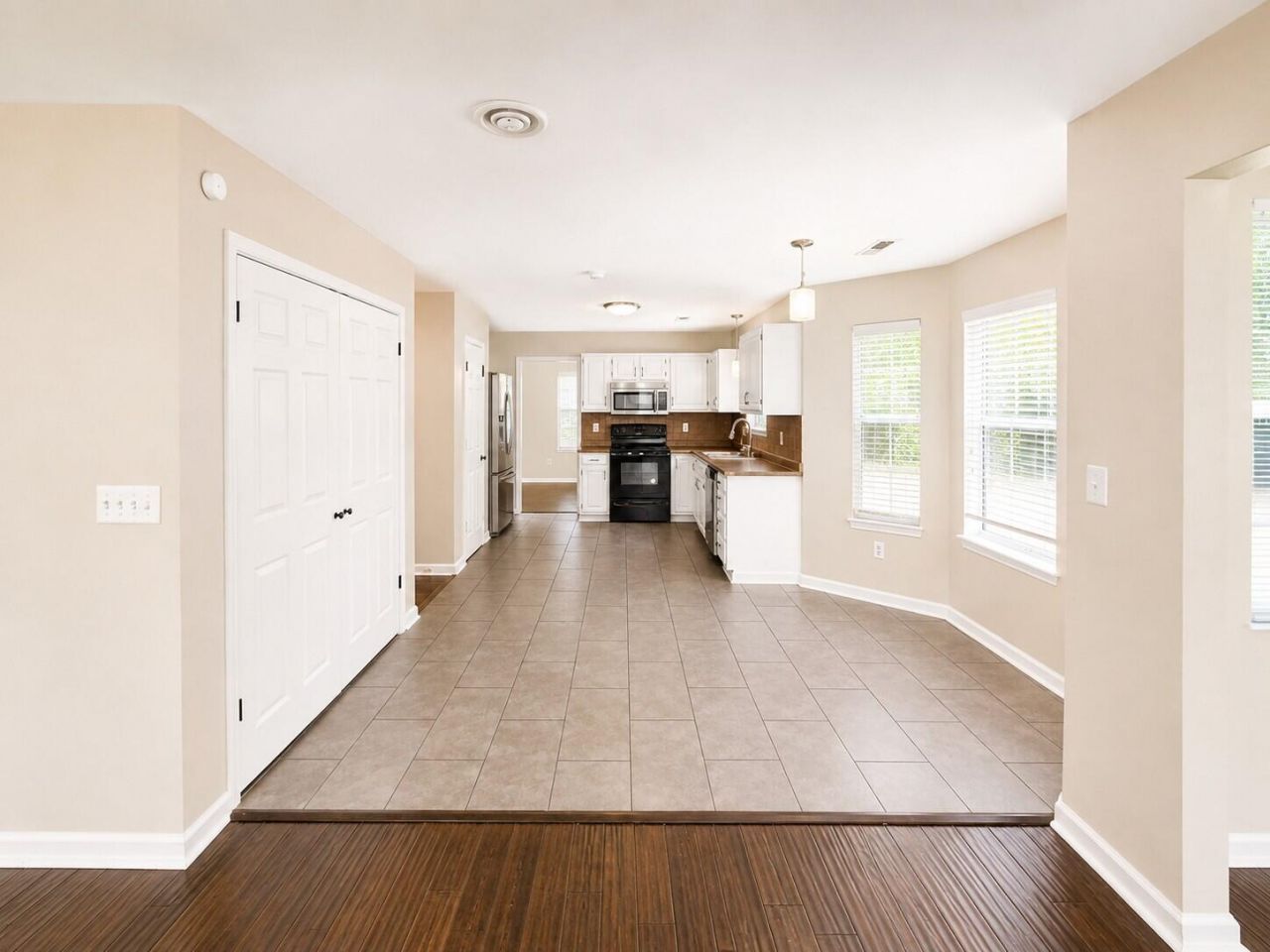 237 Smithfield Avenue Photo 13