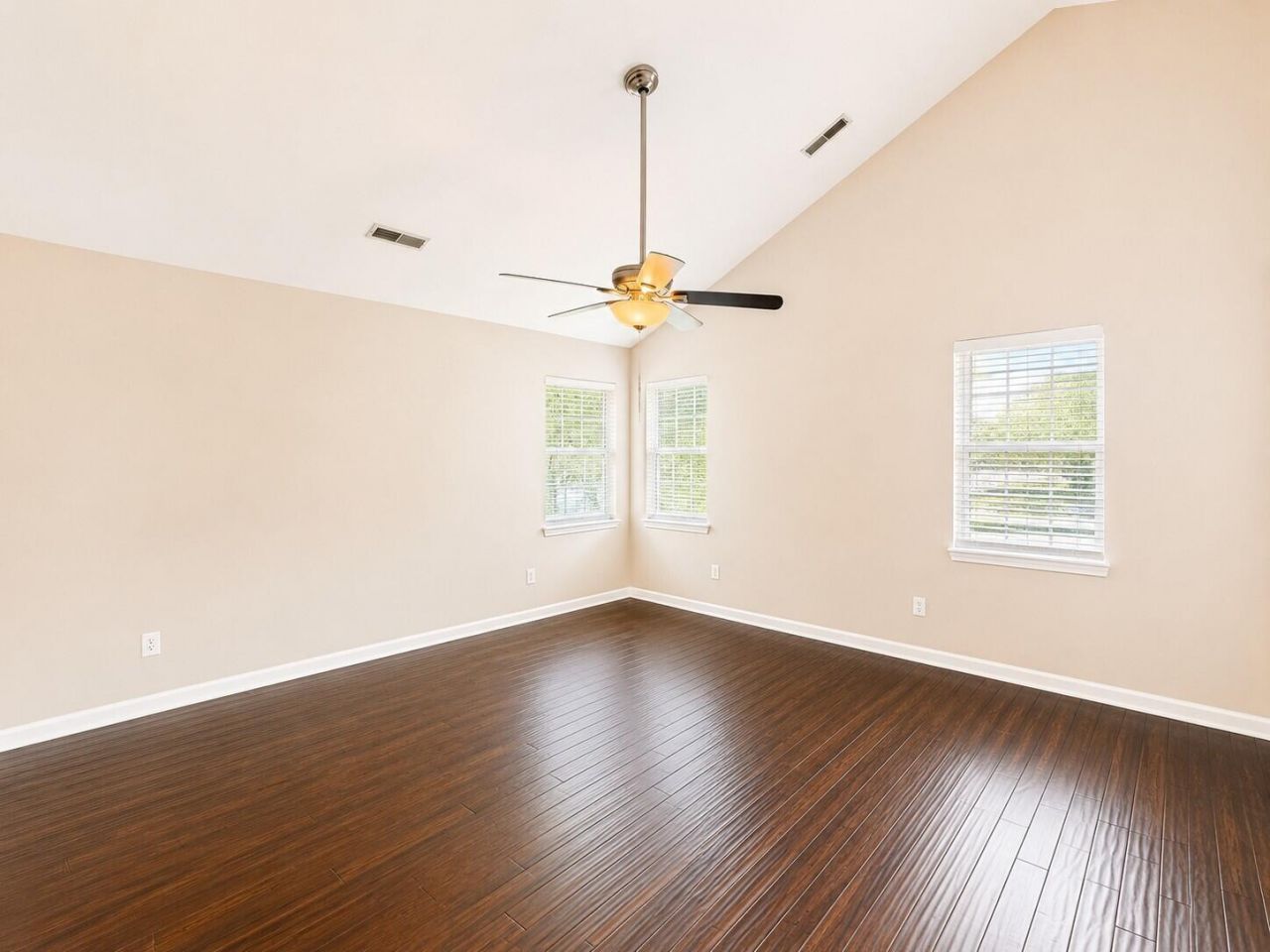 237 Smithfield Avenue Photo 23