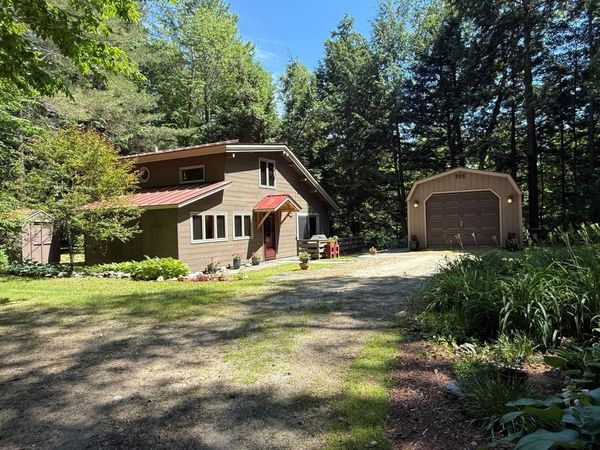 126 Upper Pines Road, Warren, VT 05674