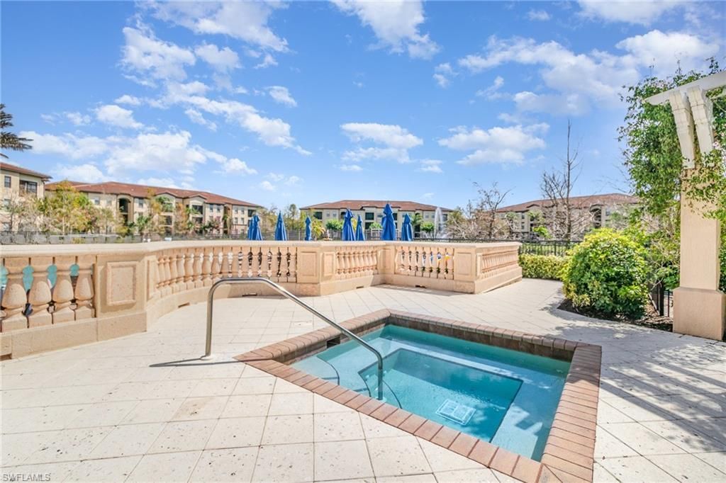 12965 Positano Cir, Unit 305, Naples, FL 34105 Photo