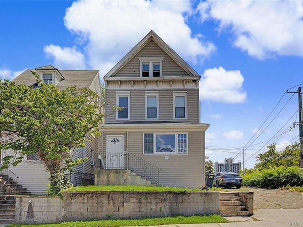 20 aka 22 Crescent Place , Yonkers, NY 10704