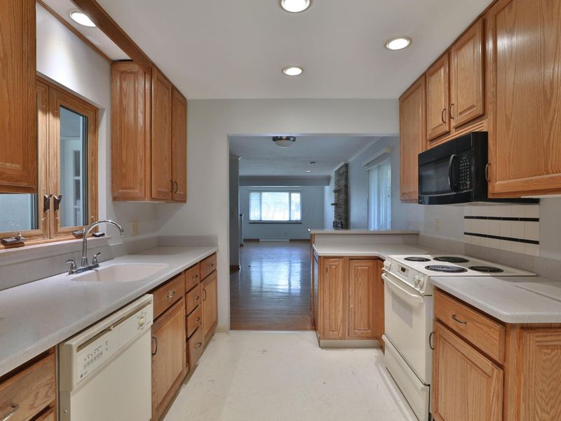 3499 Kirkham Road , Columbus, OH 43221 Photo 16