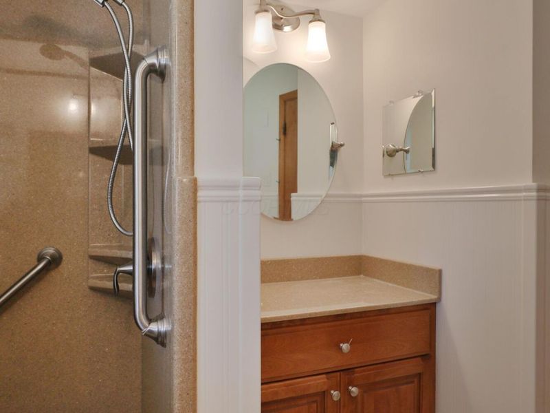 3499 Kirkham Road , Columbus, OH 43221 Photo 23