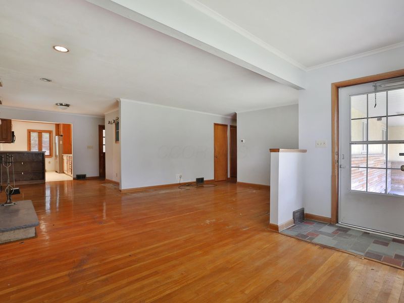 3499 Kirkham Road , Columbus, OH 43221 Photo 6