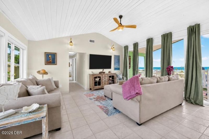 921 N Atlantic Avenue, New Smyrna Beach, FL 32169 Photo