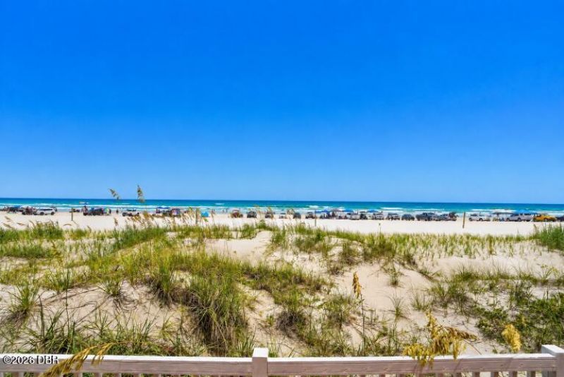 921 N Atlantic Avenue, New Smyrna Beach, FL 32169 Photo