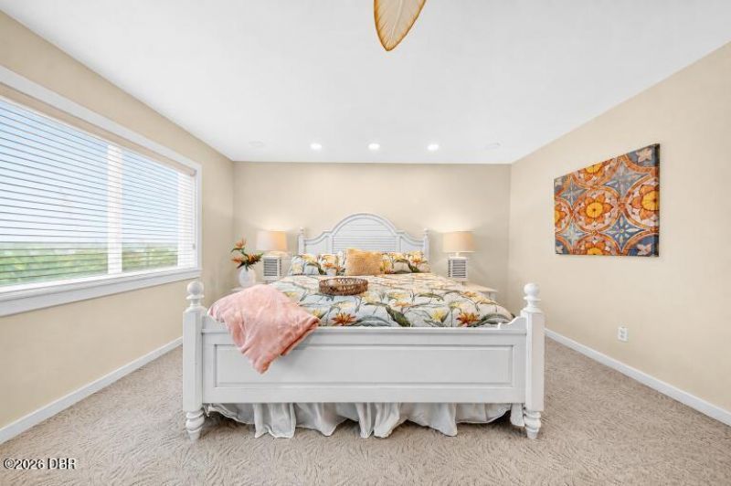 921 N Atlantic Avenue, New Smyrna Beach, FL 32169 Photo
