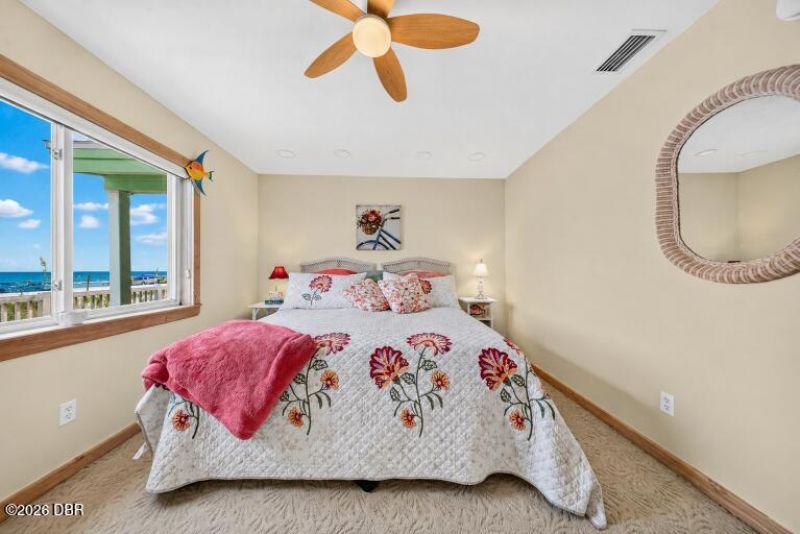 921 N Atlantic Avenue, New Smyrna Beach, FL 32169 Photo