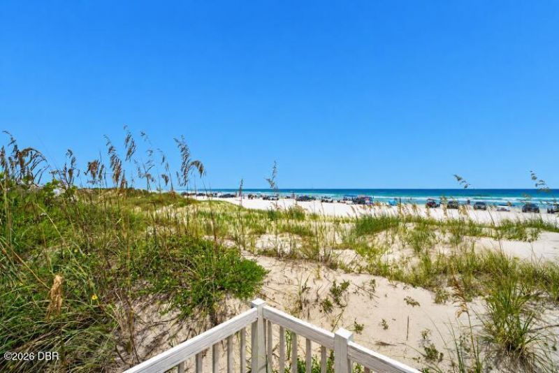 921 N Atlantic Avenue, New Smyrna Beach, FL 32169 Photo