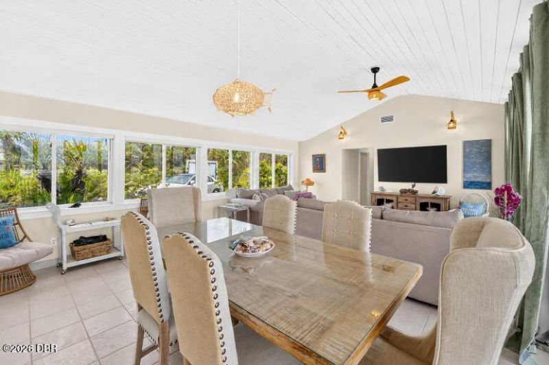 921 N Atlantic Avenue, New Smyrna Beach, FL 32169 Photo