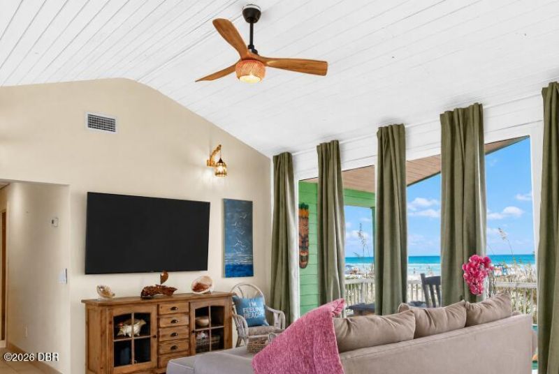 921 N Atlantic Avenue, New Smyrna Beach, FL 32169 Photo