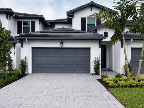 7553 Carnegie WAY, NAPLES, FL 34119