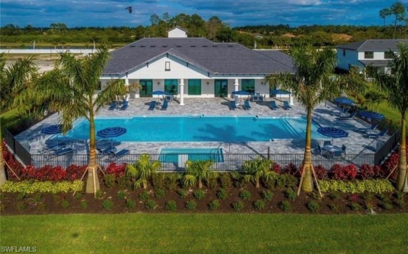 7553 Carnegie Way, Naples, FL 34119 Photo