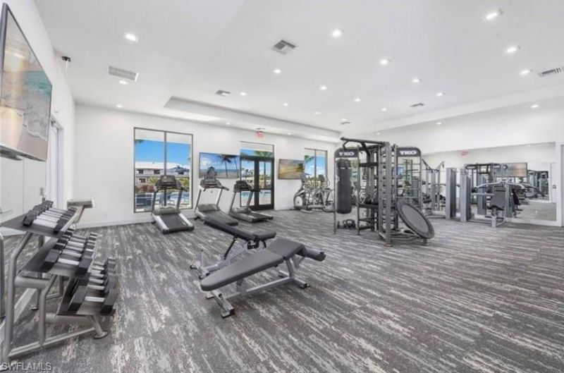 7553 Carnegie Way, Naples, FL 34119 Photo