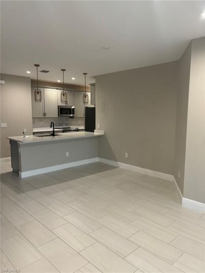 7553 Carnegie Way, Naples, FL 34119 Photo