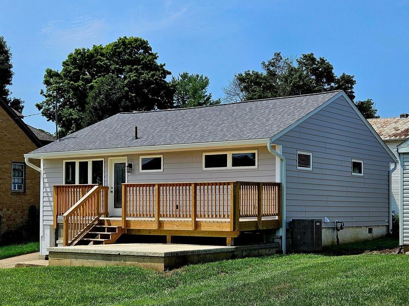 524 N Spring Street , Logan, OH 43138 Photo 3