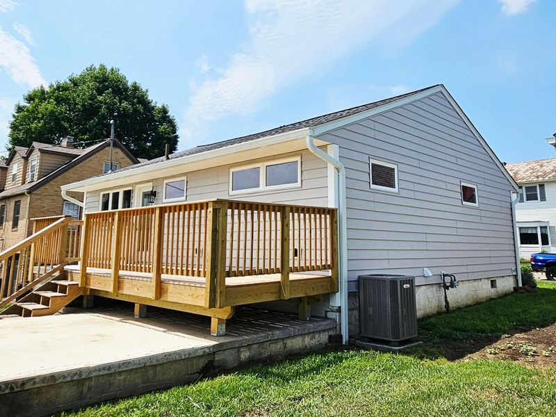 524 N Spring Street , Logan, OH 43138 Photo 6
