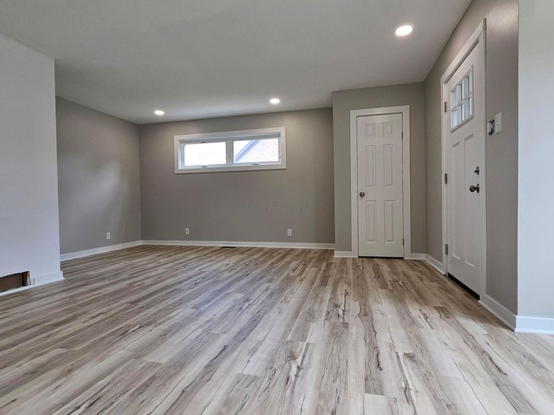 524 N Spring Street , Logan, OH 43138 Photo 9