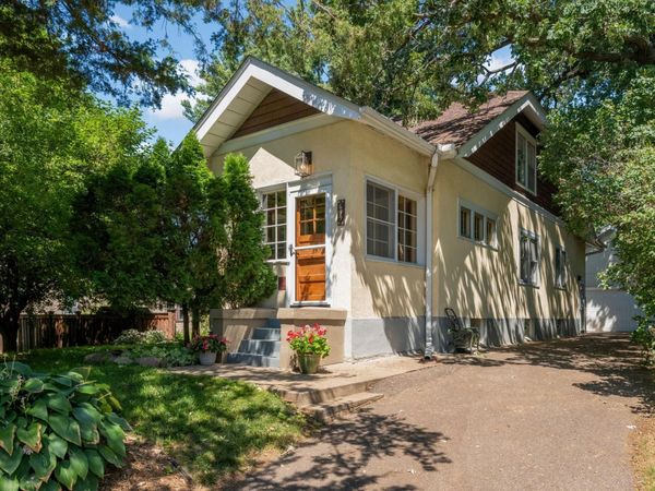 699 Wheelock Parkway W, Saint Paul, MN 55117