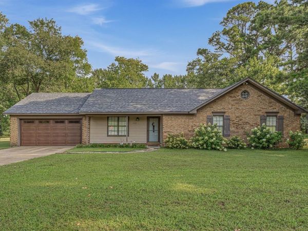 1720 Ridge Oak, Jonesboro, AR 72404