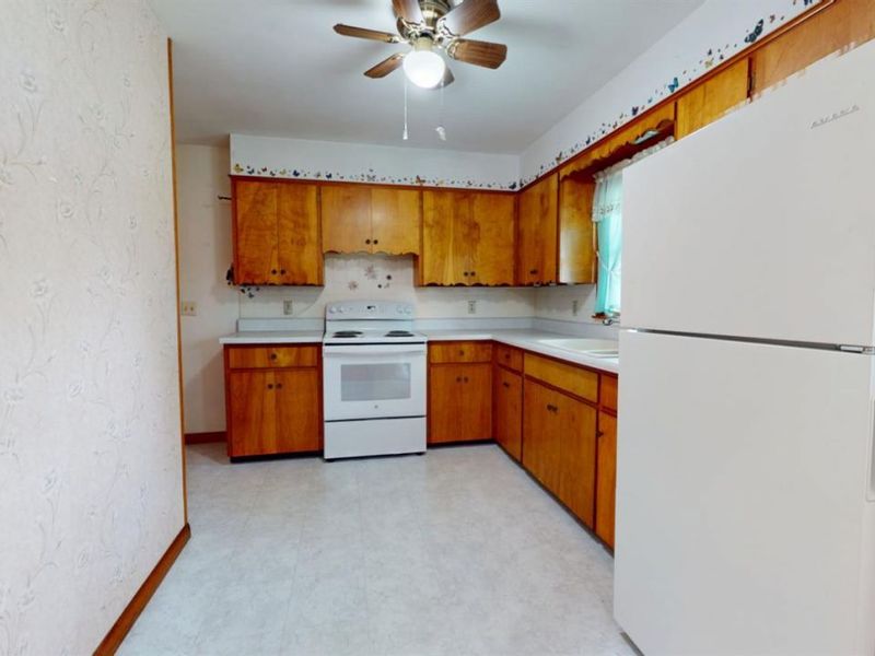 3172 Washburn Road, Willard, OH 44890 Photo 13