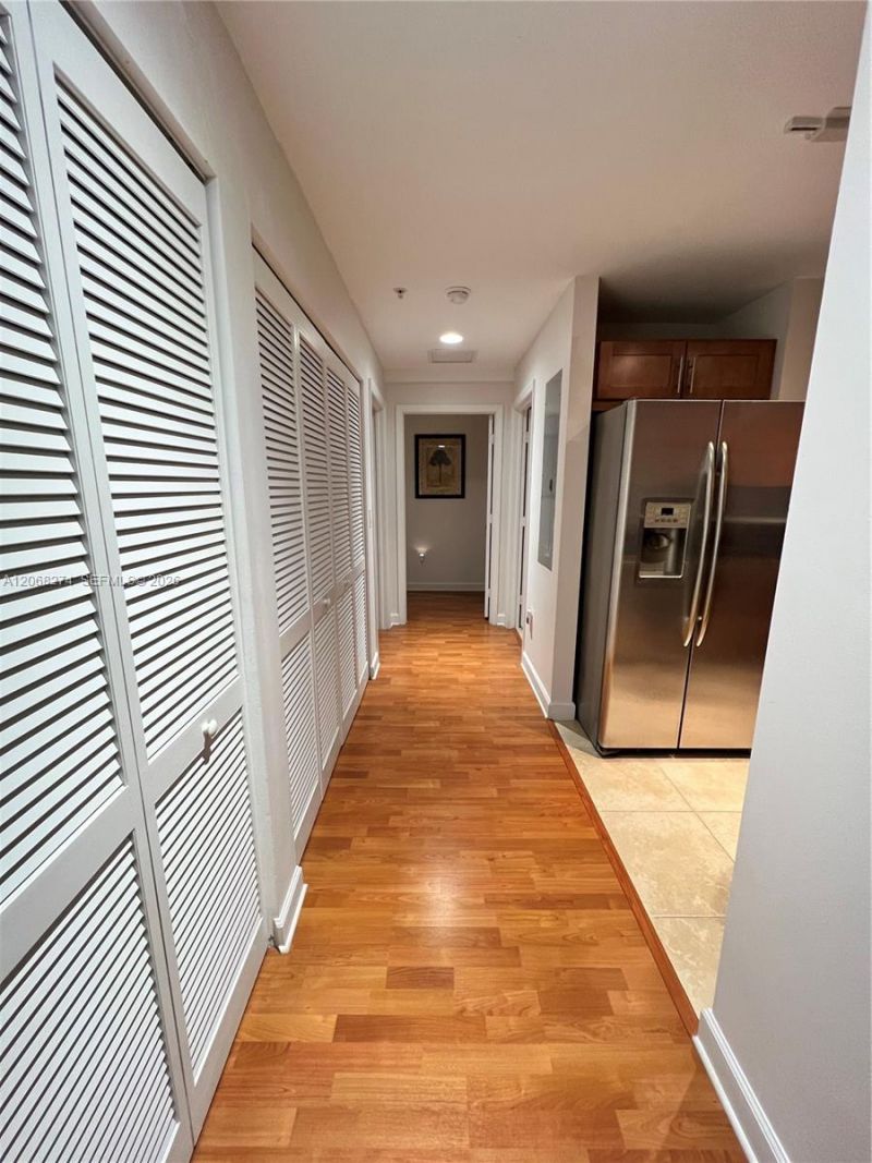8390 SW 72nd Ave , Unit 521, Miami, FL 33143 Photo
