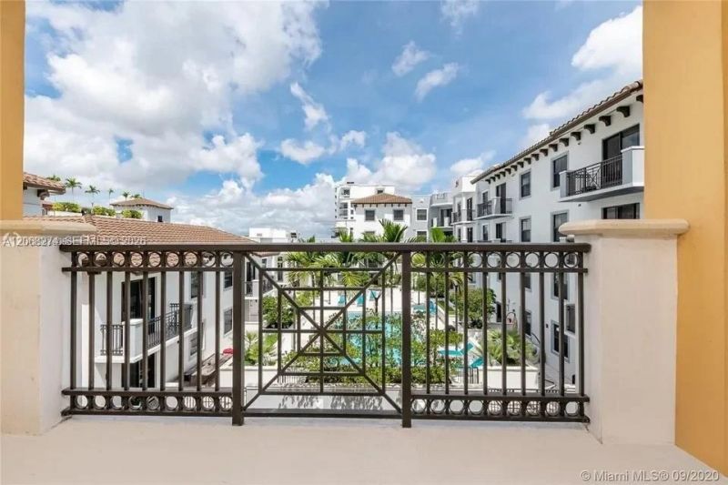 8390 SW 72nd Ave , Unit 521, Miami, FL 33143 Photo