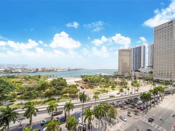 50 Biscayne Blvd, Unit 514, Miami, FL 33132