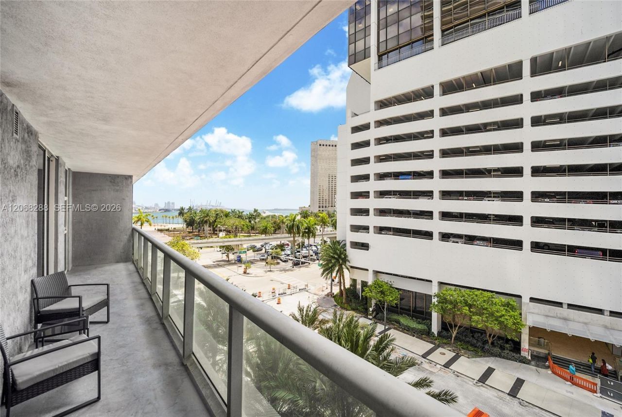 50 Biscayne Blvd, Unit 514, Miami, FL 33132 Photo
