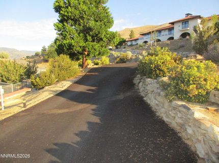 793 N Sutro Terrace, Carson City, NV 89706 Photo