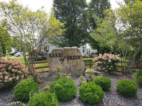 2771 Superior Drive , Green, OH 44685