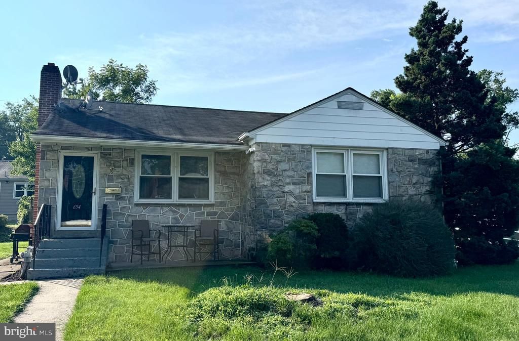 654 WOODLAND AVENUE , POTTSTOWN, PA 19464