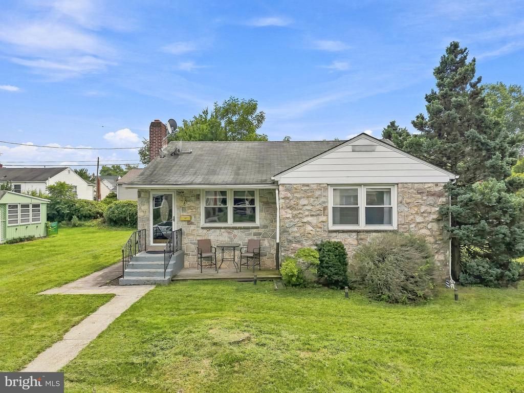 654 Woodland Avenue, Pottstown, PA 19464 Main Photo