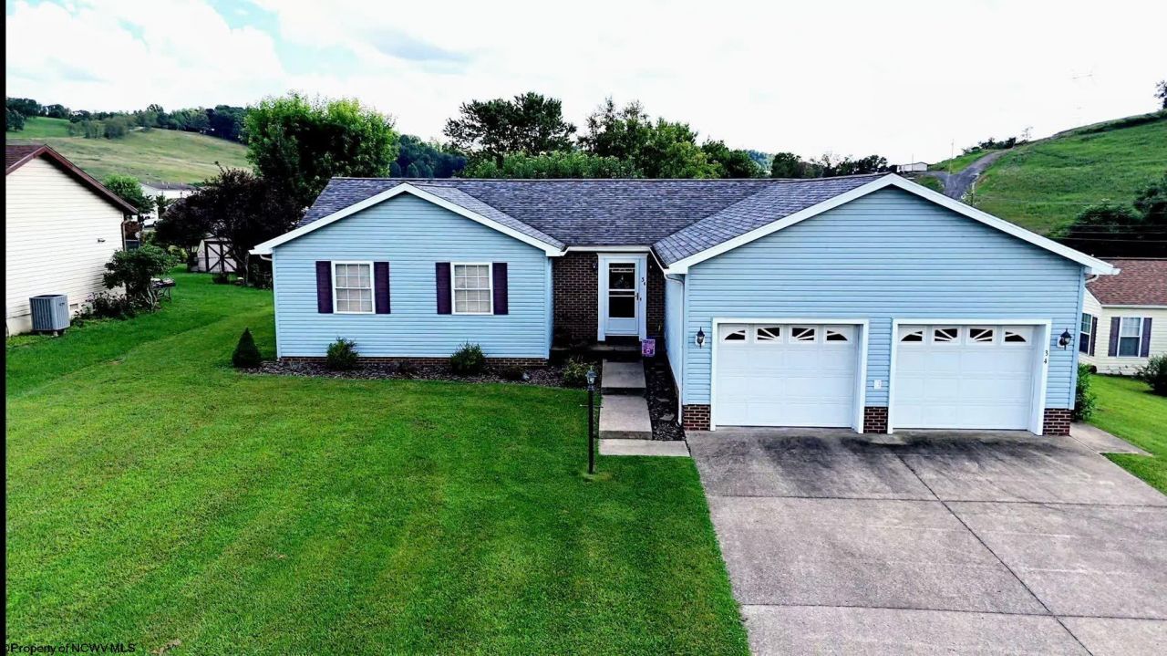 34 Kessla Way, Shinnston, WV 26431 Main Photo