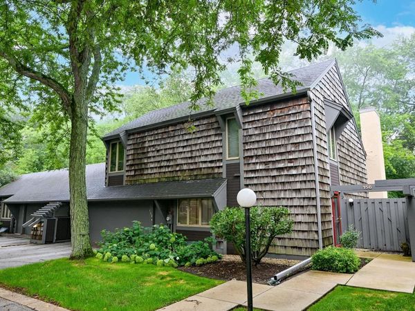 156 Lakefield COURT, Wind Point, WI 53402