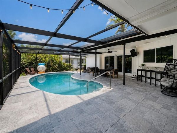 4439 Parrot AVE, NAPLES, FL 34104