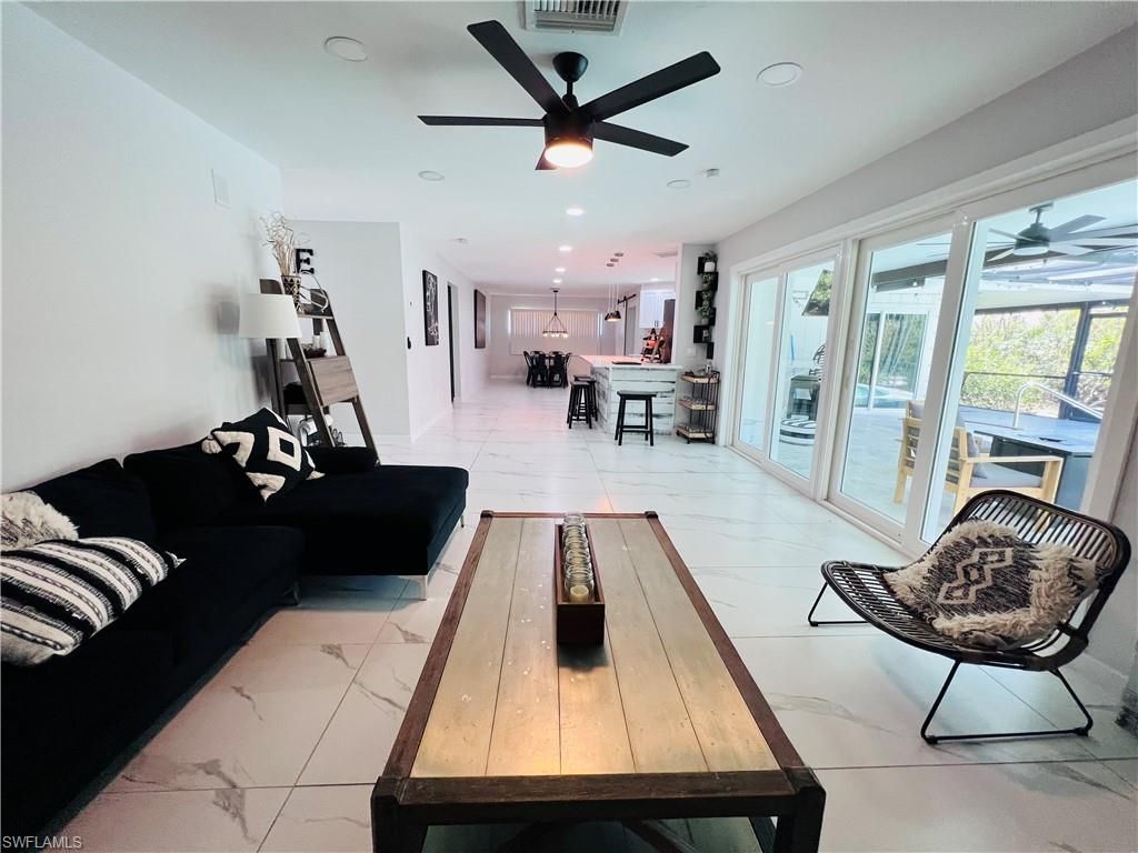 4439 Parrot Ave, Naples, FL 34104 Photo
