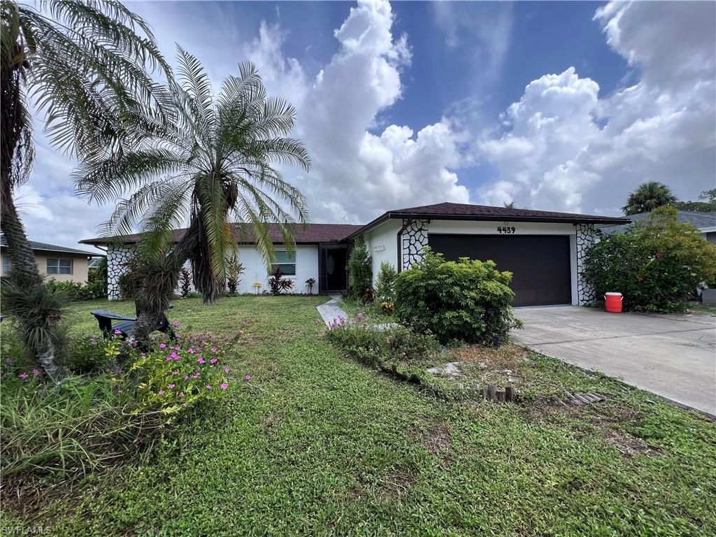 4439 Parrot Ave, Naples, FL 34104 Photo