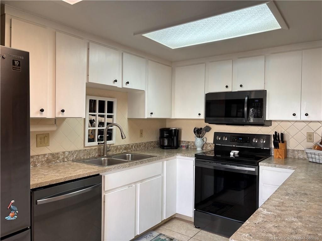 3828 SE Jefferson Street, Stuart, FL 34997 Photo