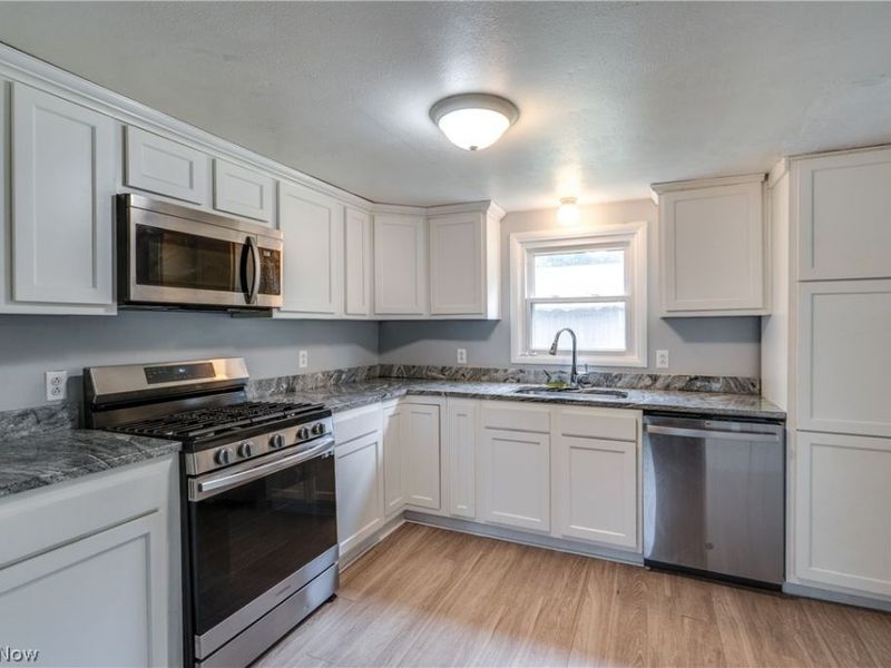 6285 Manchester Road , Clinton, OH 44216 Photo 8